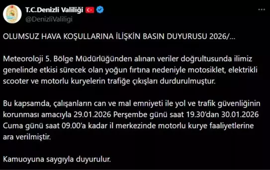Denizli'de Fırtına Nedeniyle Motorsuz Trafik Durduruldu
