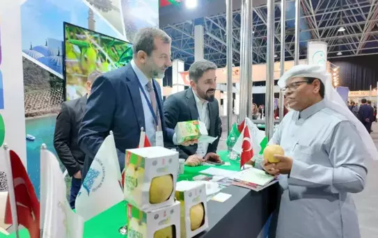 Gürsu armudu Cidde Turizm Fuarı'nda