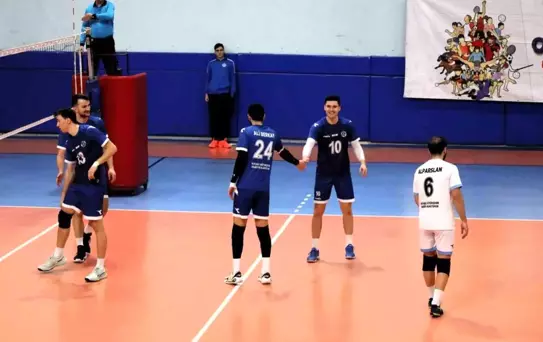 Kağıtspor'un hedefi Efeler Ligi