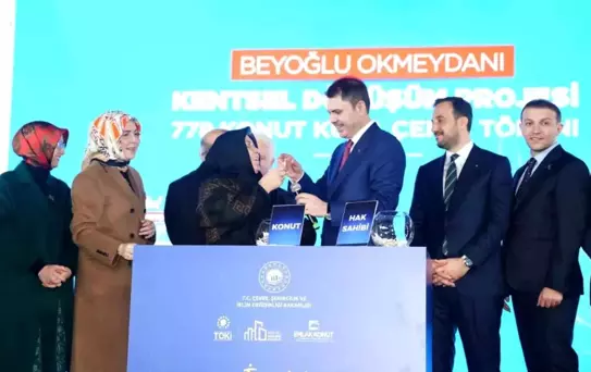 Bakan Kurum: 'İstanbul'umuzu kentsel dönüşümle yenileyeceğiz, sosyal konutlarla güçlendireceğiz'