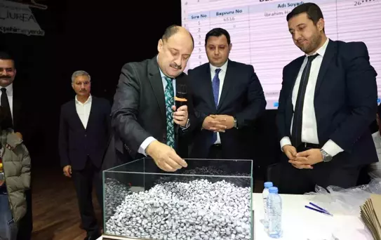 Şanlıurfa'da 90 personel alımı için kura çekimi yapıldı