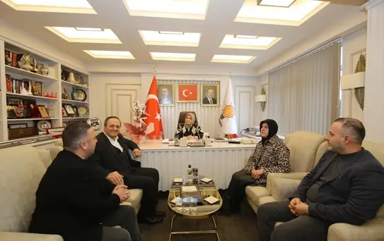 AK Parti Sakarya Milletvekili Çiğdem Erdoğan, Vatandaşlarla Buluştu