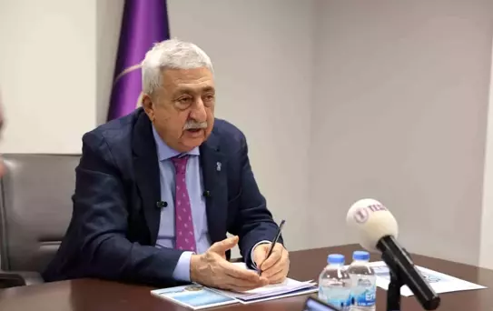 Kredi Kartı Yapılandırması Piyasalara Canlılık Getirecek