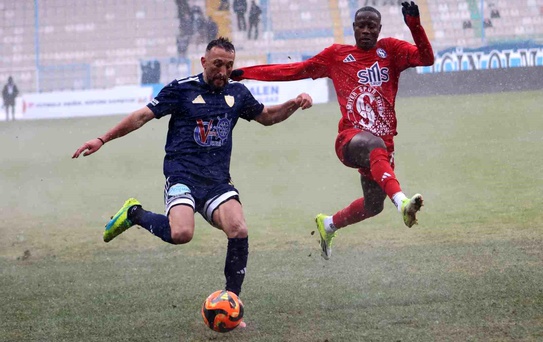 Erzurumspor FK, Sarıyer'i 4-0 Yendi