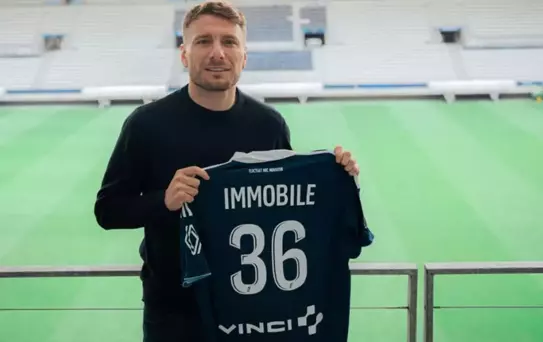 Ciro Immobile yeni takımına imzayı attı