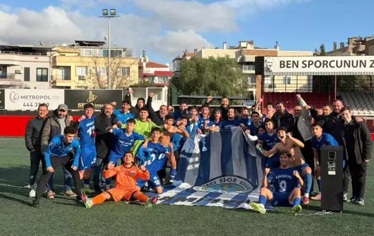 Aliağa Helvacı Spor U-18 Takımı, İzmir şampiyonu oldu