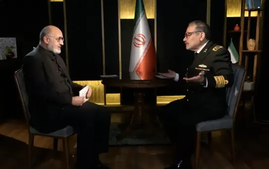 Askeri üniformayla katıldı! Verdiği mesaj röportaja damga vurdu