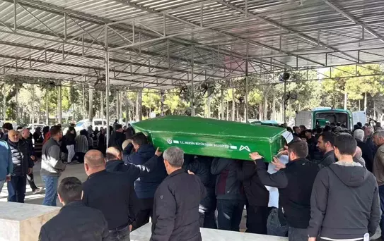 Acı hikaye! İkizleri ölüm ayırdı, 3 cenaze yan yana defnedildi