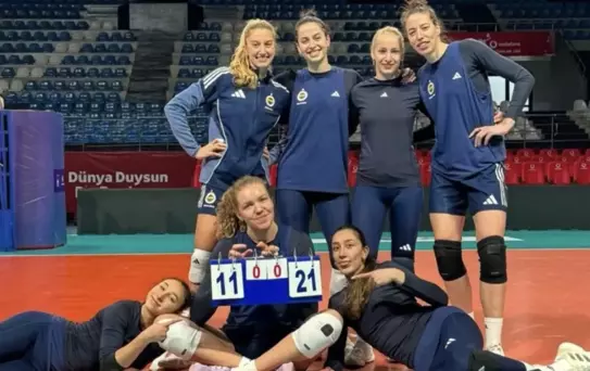 Fenerbahçeli kadın voleybolcuların Kante çılgınlığı