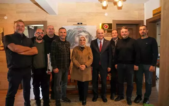 Gazeteciler Keşir ve Özlü'yü ağırladı