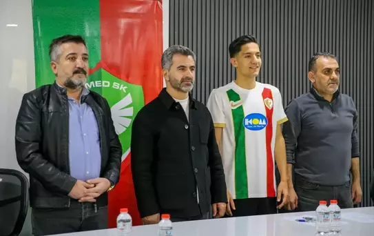 Amedspor, Cem Üstündağ ile Anlaştı