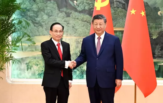 Xi ve Trung, Çin-Vietnam İlişkilerini Görüştü