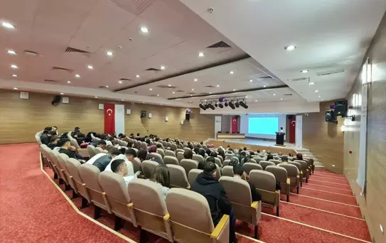 Çorum'da rahim ağzı kanseri ve HPV aşıları konusunda farkındalık eğitimi düzenlendi