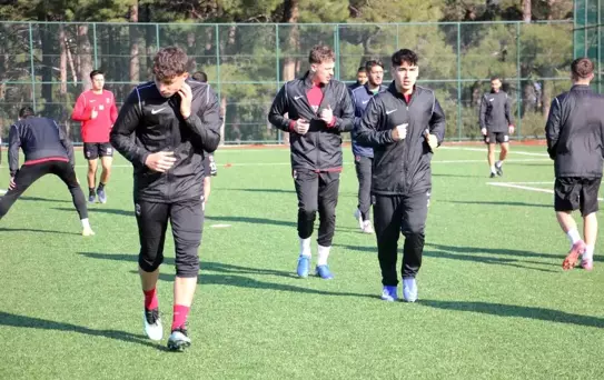 Denizli İdmanyurdu'nda Ayvalıkgücü maçı hazırlıkları devam etti