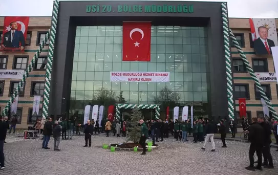 Yumaklı'dan Deprem Bölgesine Yeni Hizmet Binası