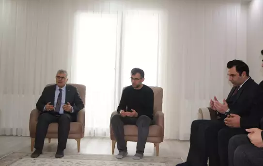 Vali Çelik Karlıova'da İncelemelerde Bulundu