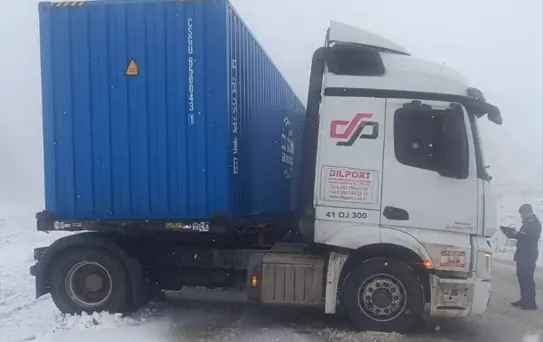 Çankırı'da Kar Yağışı Ulaşımı Kısıtladı