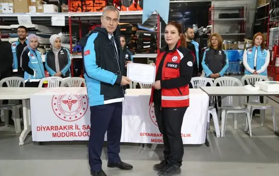 Diyarbakır'da UMKE Mezuniyet Töreni