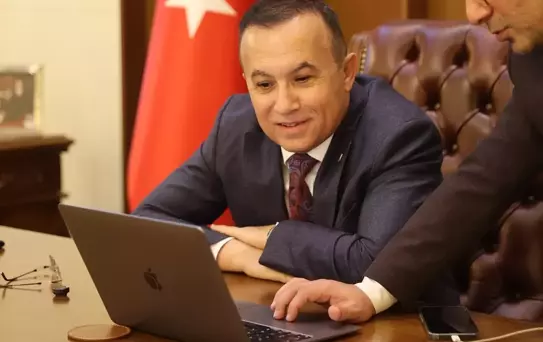 Vali Çeber, Yılın Kareleri Oylamasına Katıldı