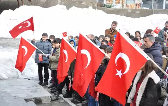 Hizan'da Bayrak Temalı Etkinlik