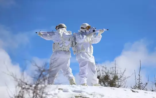 Zorlu Arazi Eğitimleriyle Komandoların Yetenekleri Gelişiyor