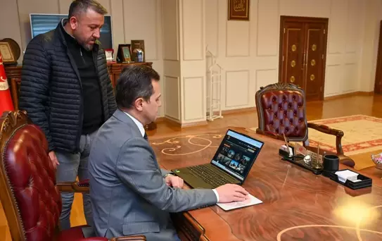 Kastamonu Üniversitesi Rektörü Yılın Kareleri Oylamasında