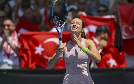 Zeynep Sönmez, Katar Açık Tenis Turnuvası'na özel davet aldı 