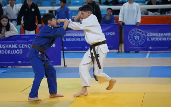 Gümüşhane'de Judo Müsabakaları Yapıldı