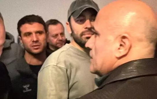 Kocaelispor Taraftarı Maçta Düştü, Hayatını Kaybetti