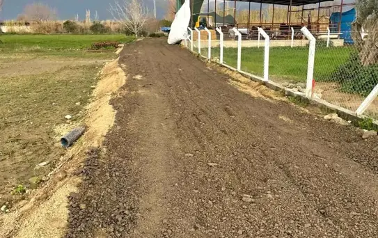 Yenipazar'da tarla, bahçe ve ahır yolları yenileniyor