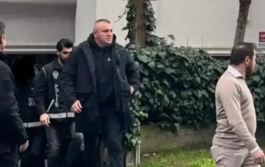 Ekrem İmamoğlu'nun koruması Bektaş Kamburoğlu gözaltına alındı