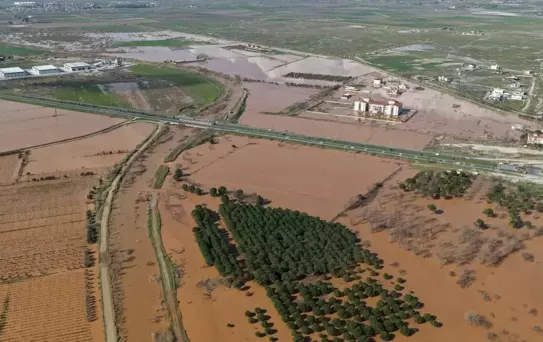 6 ilimiz kabusu yaşadı! Köprüler yıkıldı, her yer sular altında kaldı