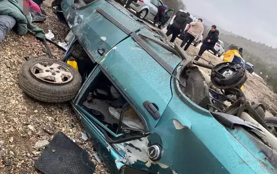 Bolu'da Takla Atan Araçta 4 Yaralı