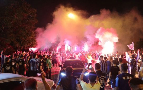 Türk futbolunda tarihi olay! Bir zamanlar Süper Lig'i sallayan takımı taraftarlar devraldı
