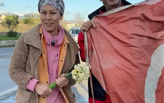 Doğum Günü Hediyesi: Türk Bayrağını Kurtardı