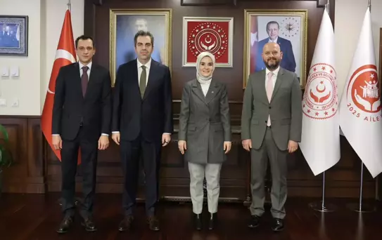 Bakan Göktaş, Espor Federasyonu'nu Kabul Etti