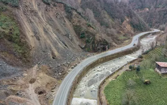 Rize'de Heyelan Dronla Görüntülendi