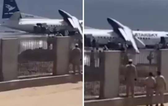 Okyanusa acil iniş yapan uçaktan böyle tahliye edildiler