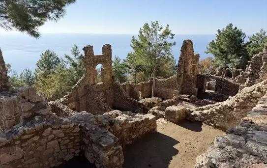 Kazı ekibi şaştı kaldı! 1500 yıllık mozaikteki mesaj herkesi hayrete düşürdü