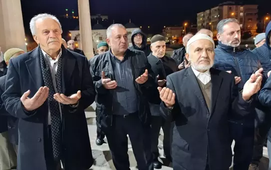 Amasya'da İran'a Yönelik Saldırılara Protesto