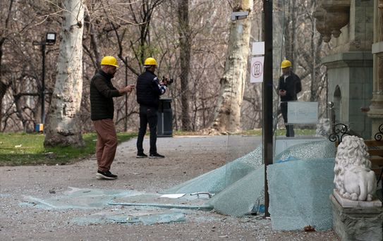 ABD-İsrail saldırılarında Tahran'daki tarihi Sadabad Sarayı zarar gördü