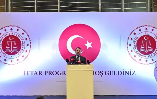 Adalet Bakanı Gürlek, İstanbul'daki iftar programında konuştu Açıklaması