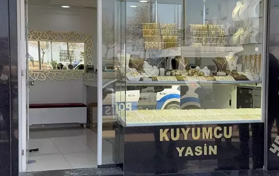 Yüreğir'de Kuyumcu Soygunu