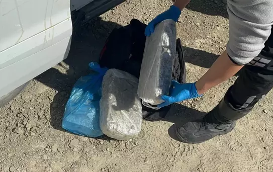 Adana'da Uyuşturucu Operasyonu: İki Zanlı Tutuklandı