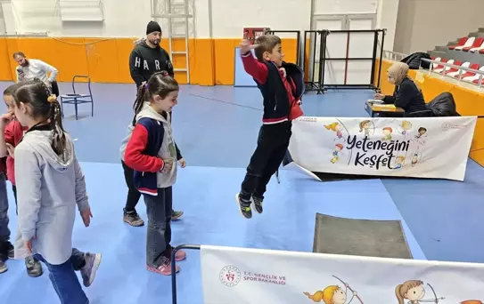 Adilcevaz'da Sporcu Taraması Gerçekleştirildi