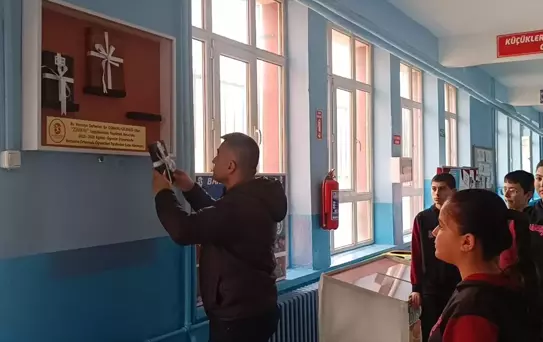 Öğrencilerden Zimem Defteriyle Yardım