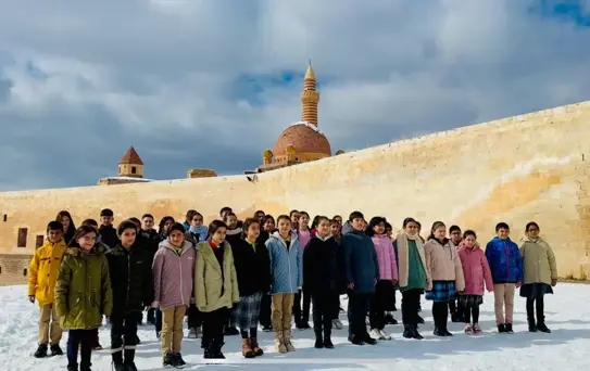 Öğrencilerden Tarihi Mekanlarda İlahi