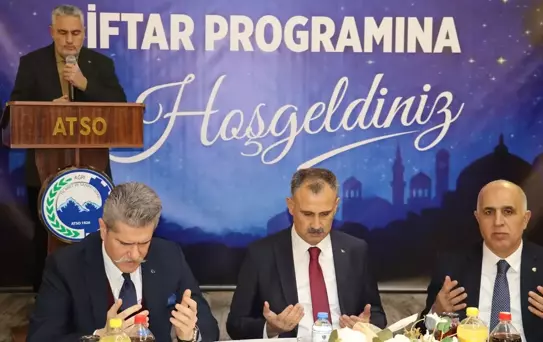 Ağrı'da İftar Programı Düzenlendi