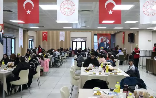 Yetim Çocuklarla İftar