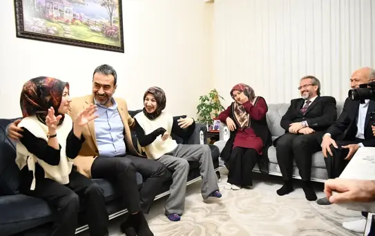 Özel Gereksinimli Kardeşlere Umre Sözü